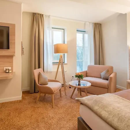 Altes Zollhaus 4*