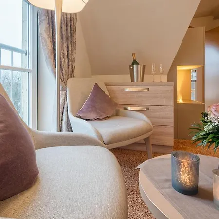 Altes Zollhaus Hotel 4*